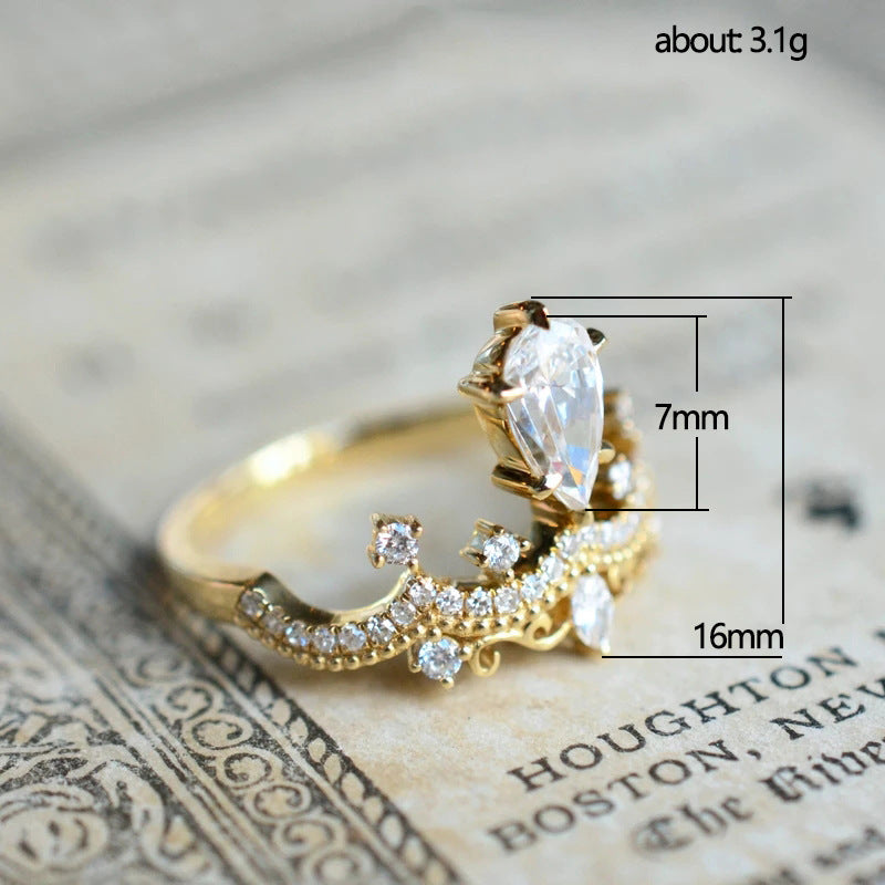 Retro Crown Ring With A Pear-shaped Drop